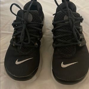 Girls Nike sneakers